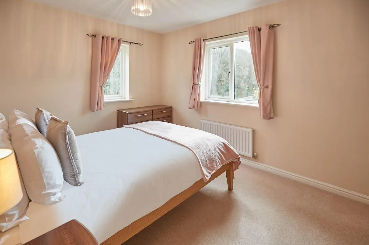 Host & Stay - 57 Woodland View هولمفيرث بيت للعطل